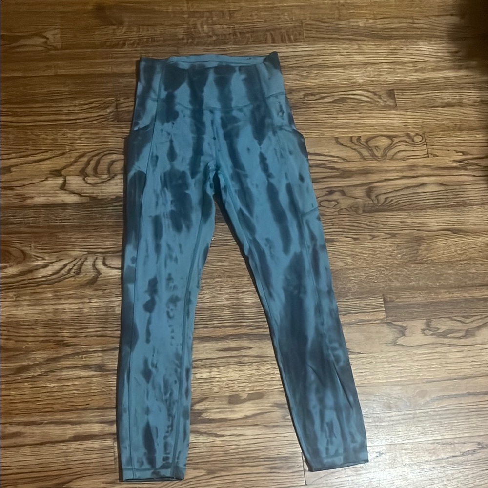 LULULEMON Blue Tie-Dye Leggings. Never worn.